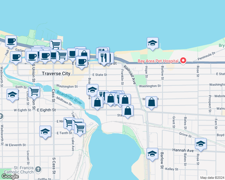 map of restaurants, bars, coffee shops, grocery stores, and more near 516 Washington Street in Traverse City