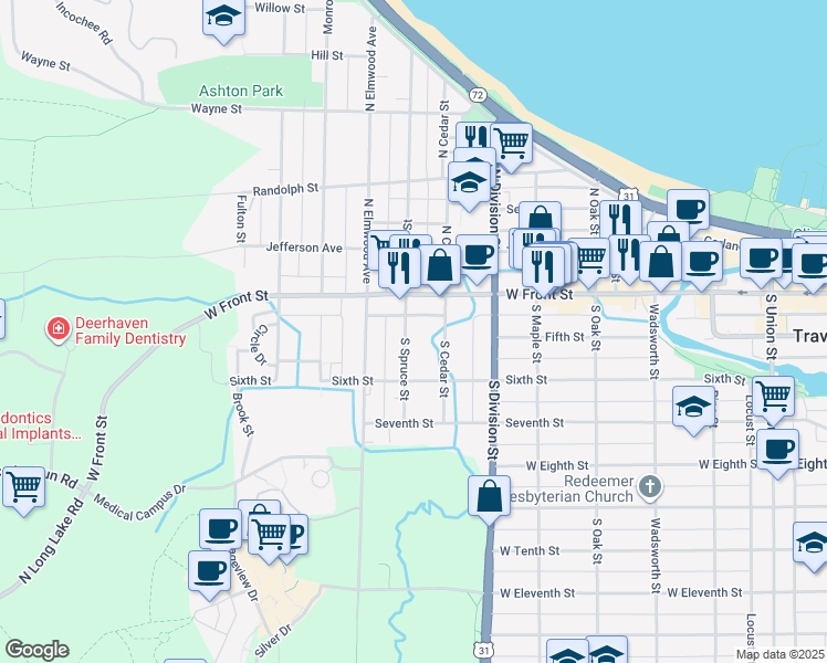 map of restaurants, bars, coffee shops, grocery stores, and more near 121 Spruce Street in Traverse City
