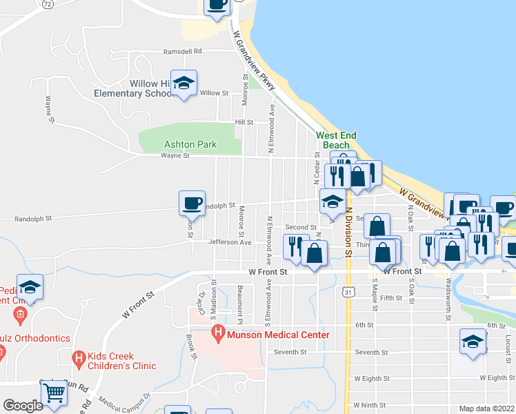 map of restaurants, bars, coffee shops, grocery stores, and more near 1009 Randolph Street in Traverse City