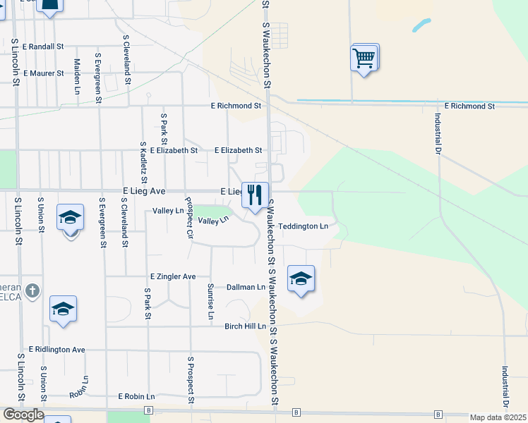 map of restaurants, bars, coffee shops, grocery stores, and more near 1123 South Waukechon Street in Shawano