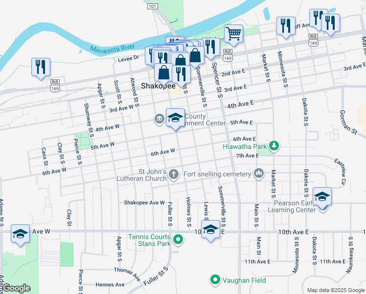 map of restaurants, bars, coffee shops, grocery stores, and more near 125 6th Avenue East in Shakopee