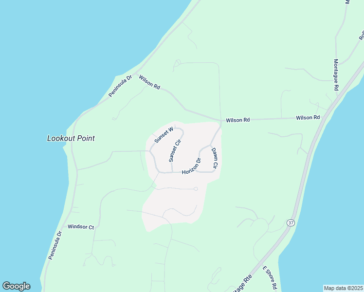 map of restaurants, bars, coffee shops, grocery stores, and more near 8800-8998 Sunset Circle in Traverse City