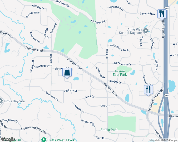 map of restaurants, bars, coffee shops, grocery stores, and more near 10520 Buckingham Drive in Eden Prairie