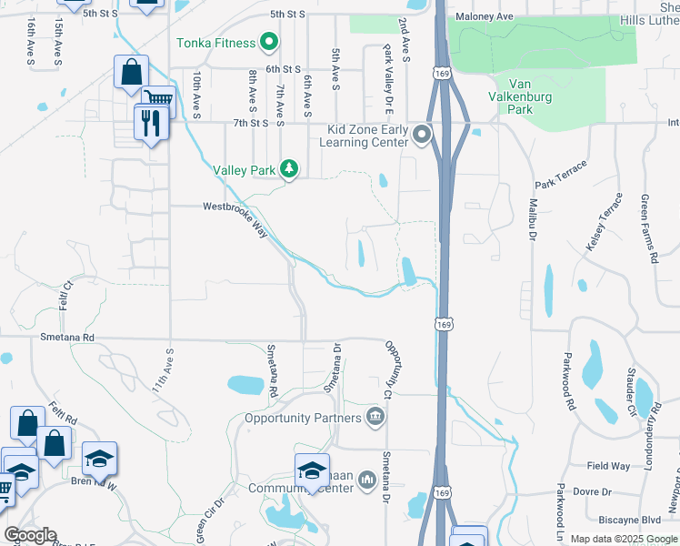 map of restaurants, bars, coffee shops, grocery stores, and more near 936 9 Mile Cove South in Hopkins