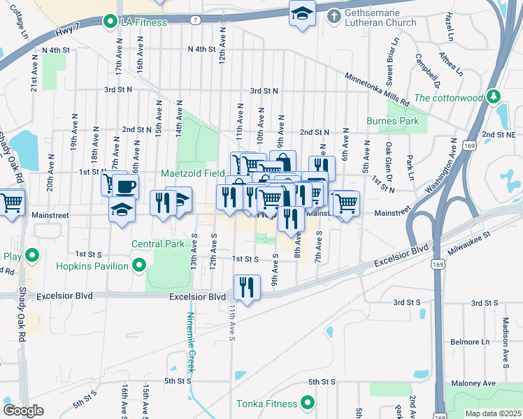 map of restaurants, bars, coffee shops, grocery stores, and more near 915 Mainstreet in Minnetonka