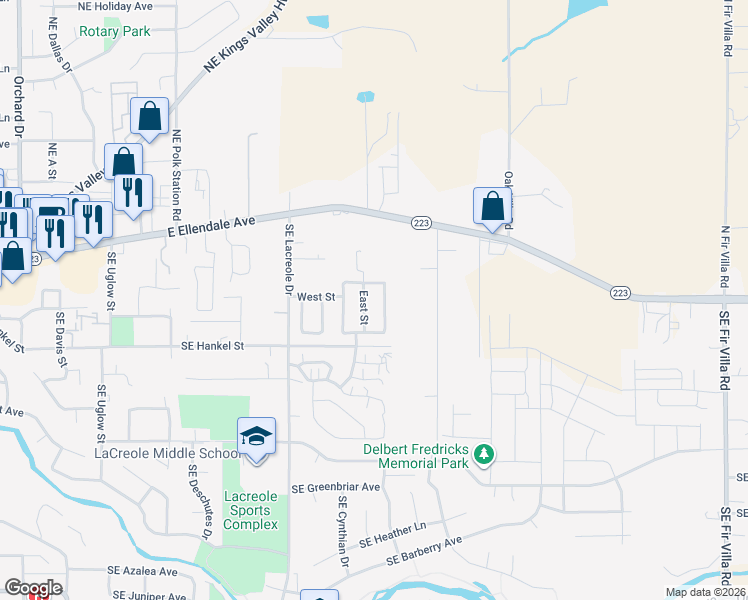 map of restaurants, bars, coffee shops, grocery stores, and more near 450 Southeast Lacreole Drive in Dallas