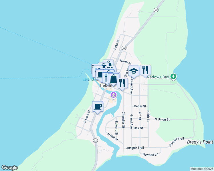 map of restaurants, bars, coffee shops, grocery stores, and more near in Leland