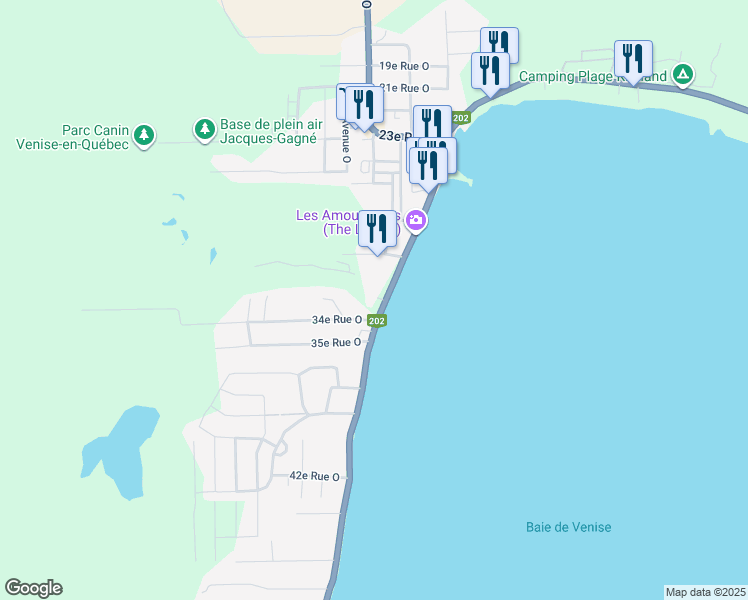 map of restaurants, bars, coffee shops, grocery stores, and more near 331 Avenue de Venise Ouest in Venise-en-Québec