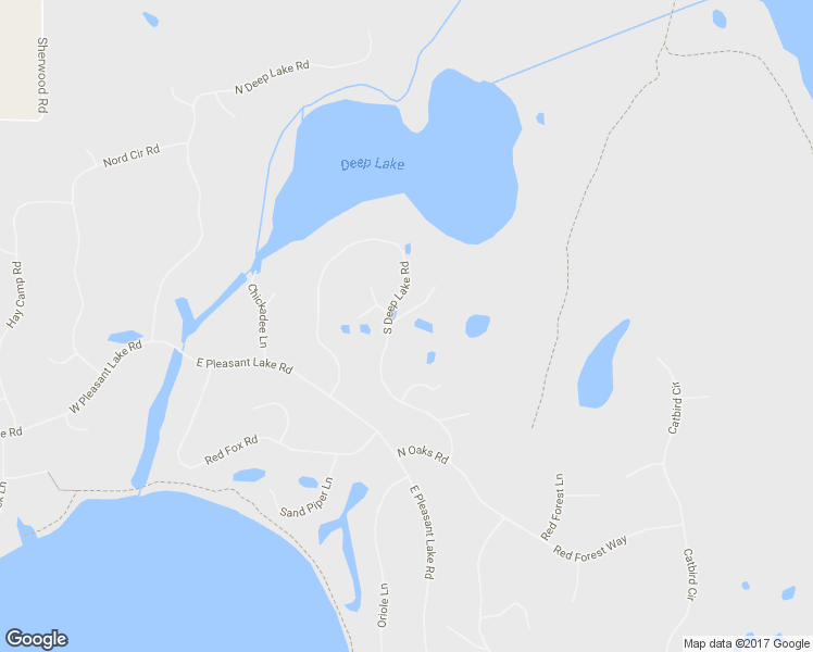 map of restaurants, bars, coffee shops, grocery stores, and more near 2 Crocus Lane in North Oaks