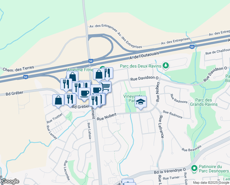 map of restaurants, bars, coffee shops, grocery stores, and more near 140 Rue de Sauternes in Gatineau