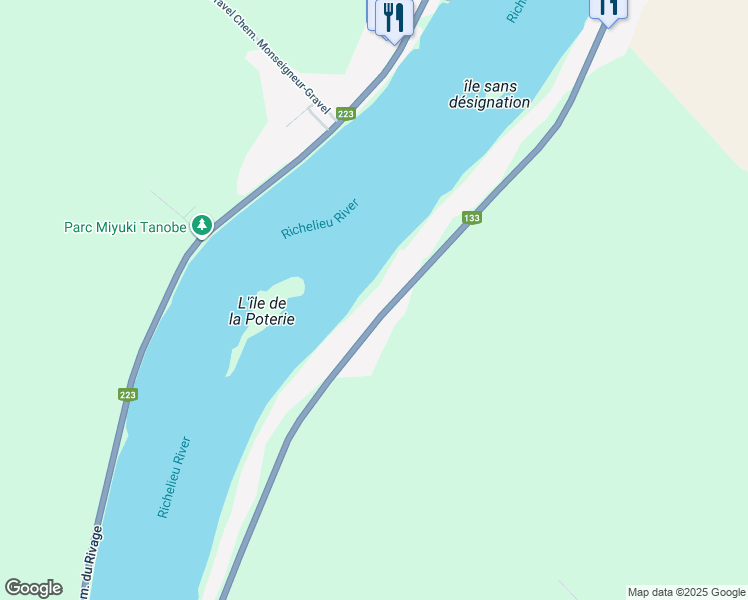 map of restaurants, bars, coffee shops, grocery stores, and more near 811 Chemin des Patriotes in Saint-Denis-sur-Richelieu