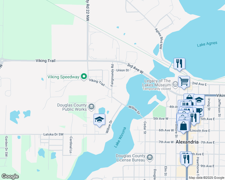 map of restaurants, bars, coffee shops, grocery stores, and more near 325 Fairgrounds Road in Alexandria