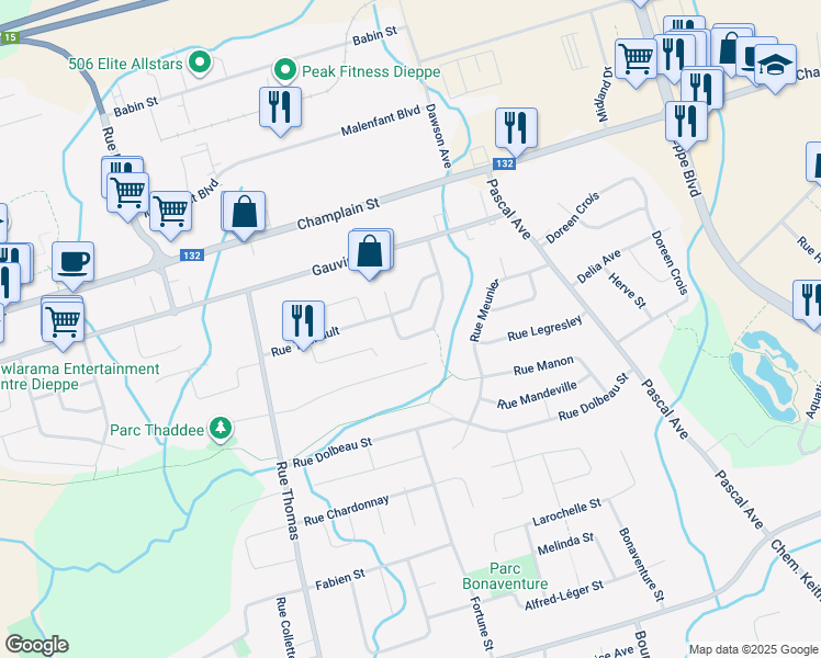 map of restaurants, bars, coffee shops, grocery stores, and more near 44 Rue du Ruisseau in Dieppe