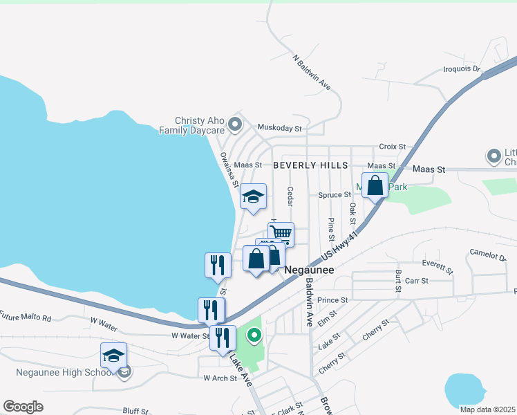 map of restaurants, bars, coffee shops, grocery stores, and more near 200 Croix Street in Negaunee