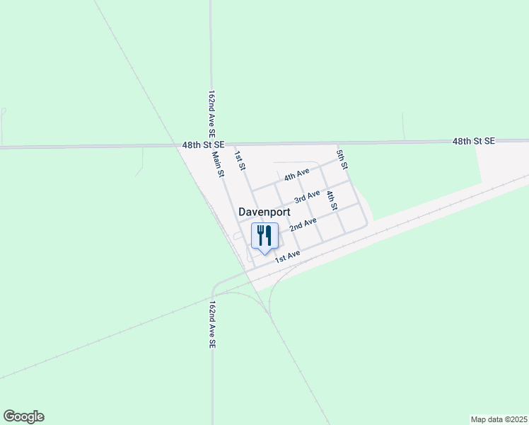 map of restaurants, bars, coffee shops, grocery stores, and more near in Davenport