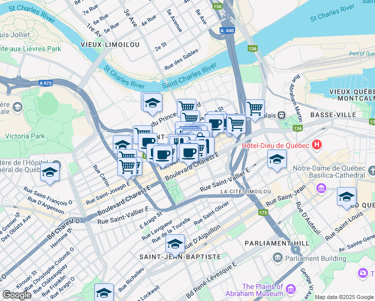 map of restaurants, bars, coffee shops, grocery stores, and more near 385 Rue de la Chapelle in Ville de Québec