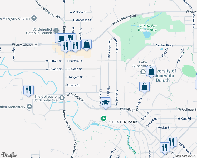 map of restaurants, bars, coffee shops, grocery stores, and more near 152 East Niagara Street in Duluth