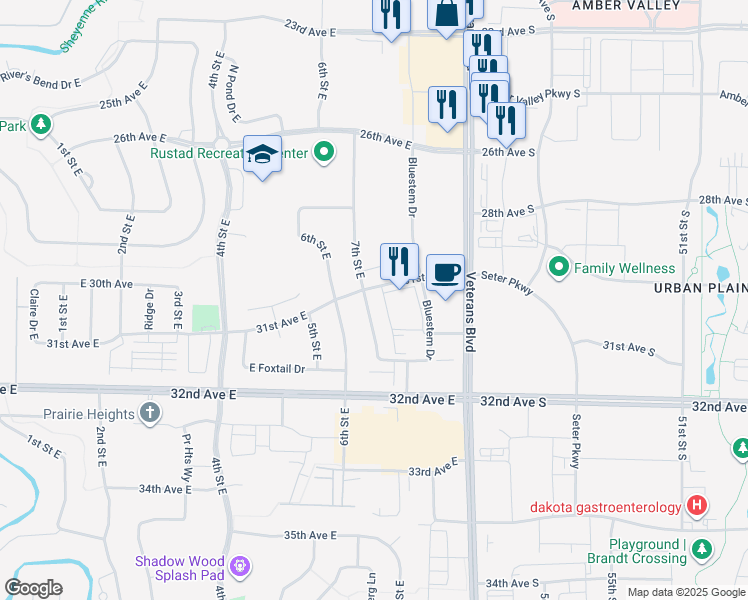 map of restaurants, bars, coffee shops, grocery stores, and more near 3104 7th Street East in Fargo