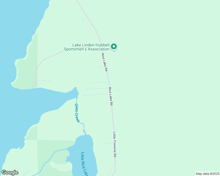 map of restaurants, bars, coffee shops, grocery stores, and more near Heritage Drive in Lake Linden