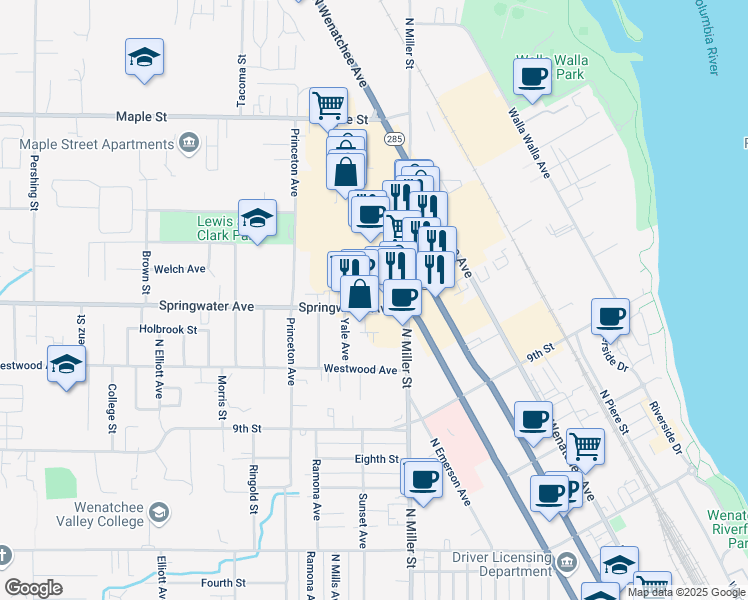 map of restaurants, bars, coffee shops, grocery stores, and more near 1052 Springwater Avenue in Wenatchee