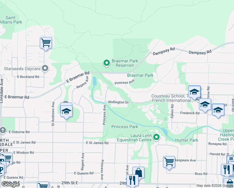 map of restaurants, bars, coffee shops, grocery stores, and more near 696 Wellington Place in North Vancouver