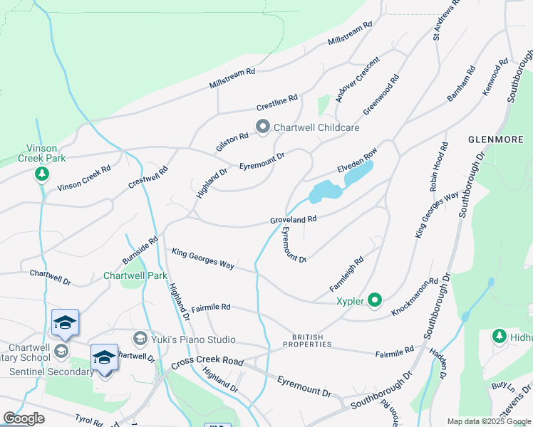 map of restaurants, bars, coffee shops, grocery stores, and more near 1065 Groveland Road in West Vancouver