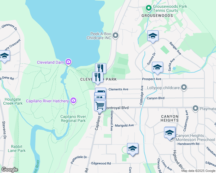 map of restaurants, bars, coffee shops, grocery stores, and more near 1126 Clements Avenue in North Vancouver