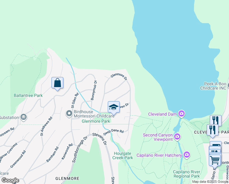 map of restaurants, bars, coffee shops, grocery stores, and more near 84 Laurie Crescent in West Vancouver