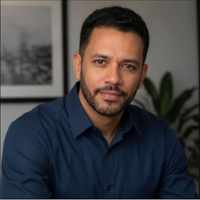 CEO Eddy Santos